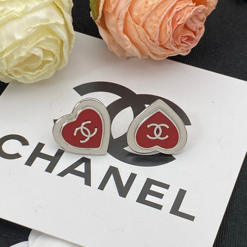 18K  Chanel Black & Red Heart Gold Earrings